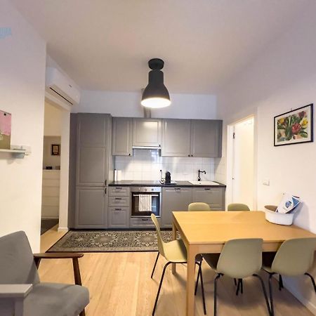 Imbriani 4S Tirabora Short Rent Apartment Триест Екстериор снимка