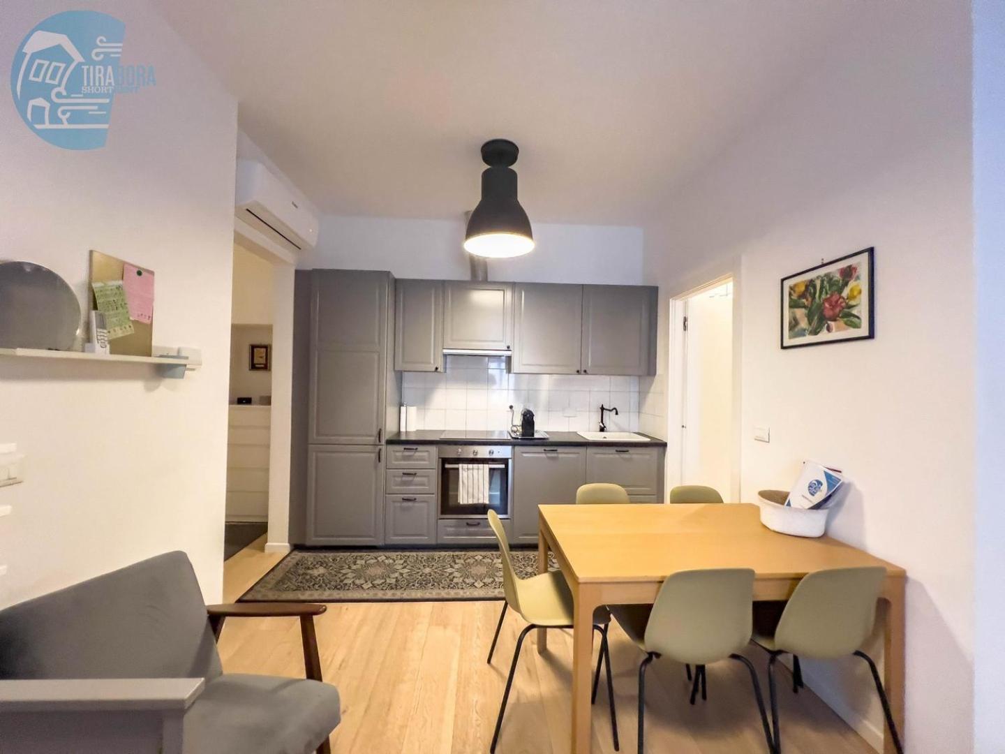 Imbriani 4S Tirabora Short Rent Apartment Триест Екстериор снимка