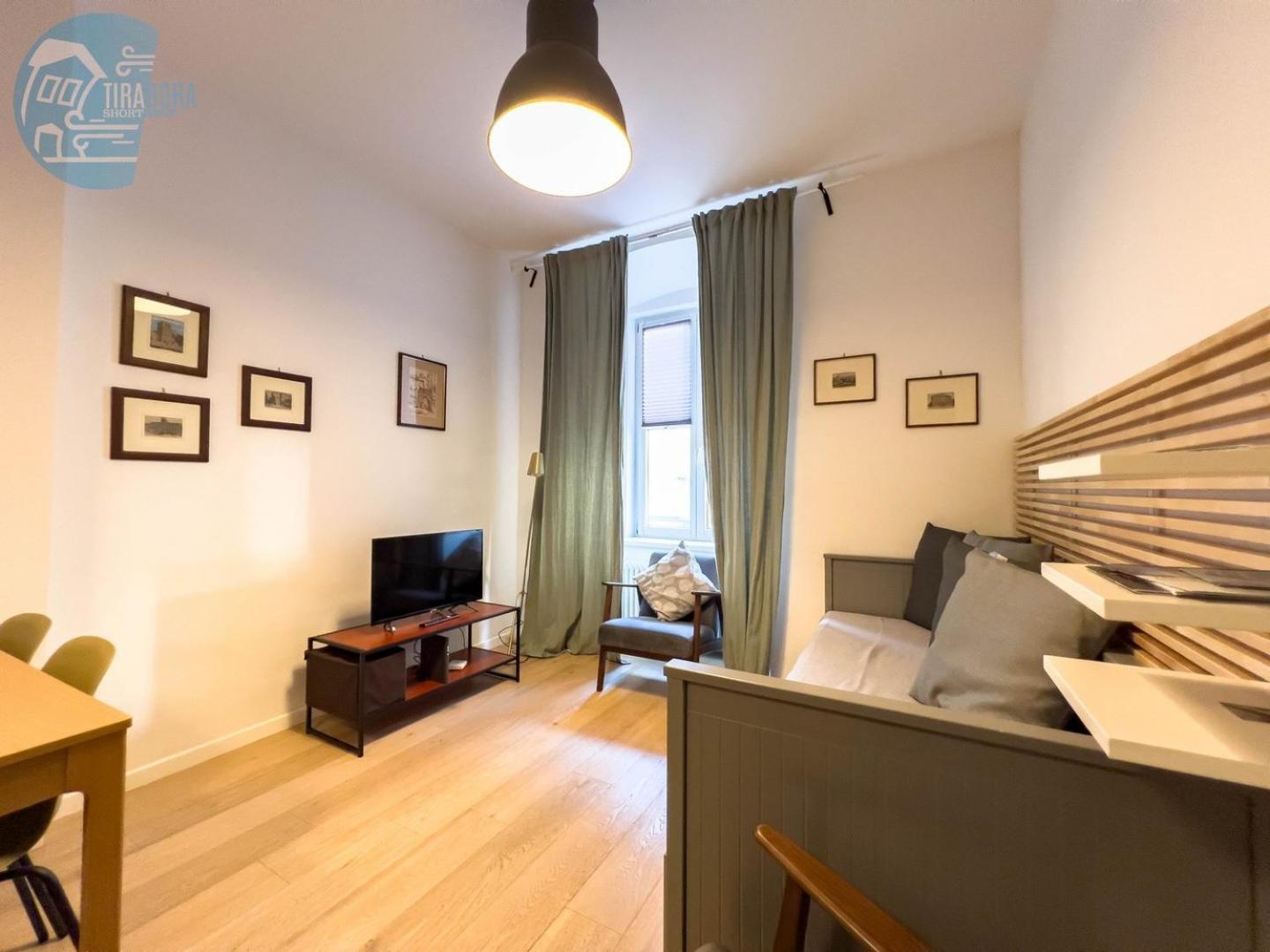 Imbriani 4S Tirabora Short Rent Apartment Триест Екстериор снимка